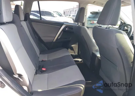 2014 Toyota Rav4 Xle z USA, uszkodzony, nr VIN JTMWFREV1EJ020888